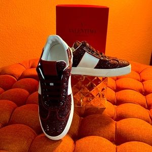 Valentino glitter sneaker Beautiful burgundy glitter Great for the holidays!!!